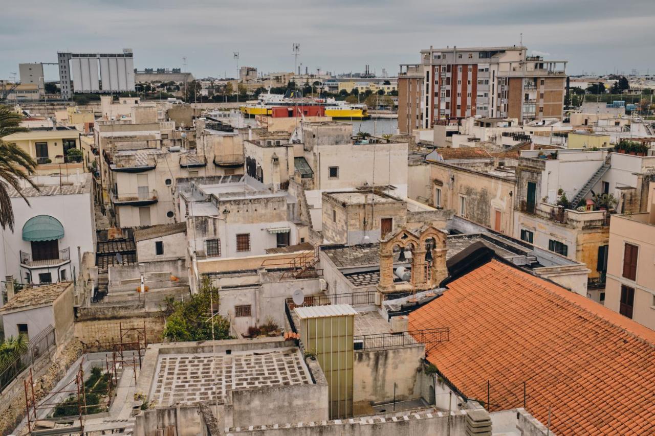 Asariel Splendido Appartamento Vista Mare E Centro Storico Brindisi Exterior photo